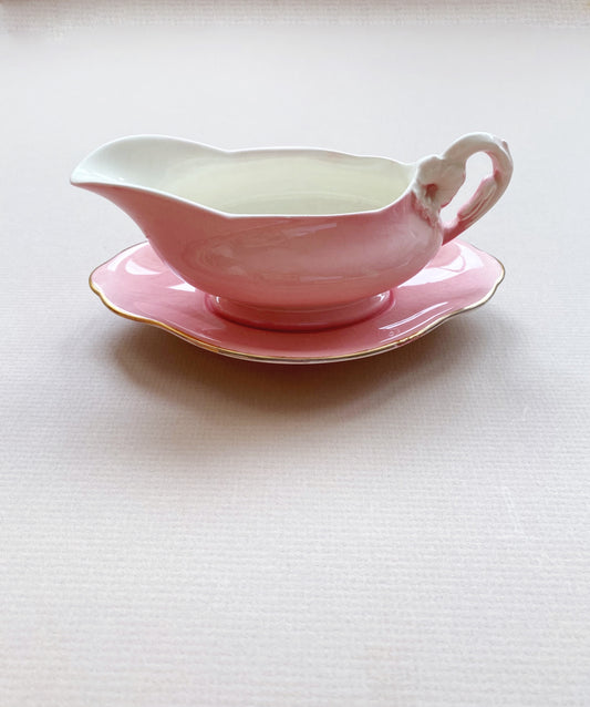 Royal Winton ‘Petunia’ gravy boat saucer/ creamer