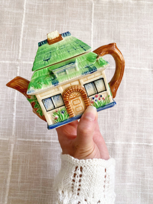 Small Cottage Novalty Teapot