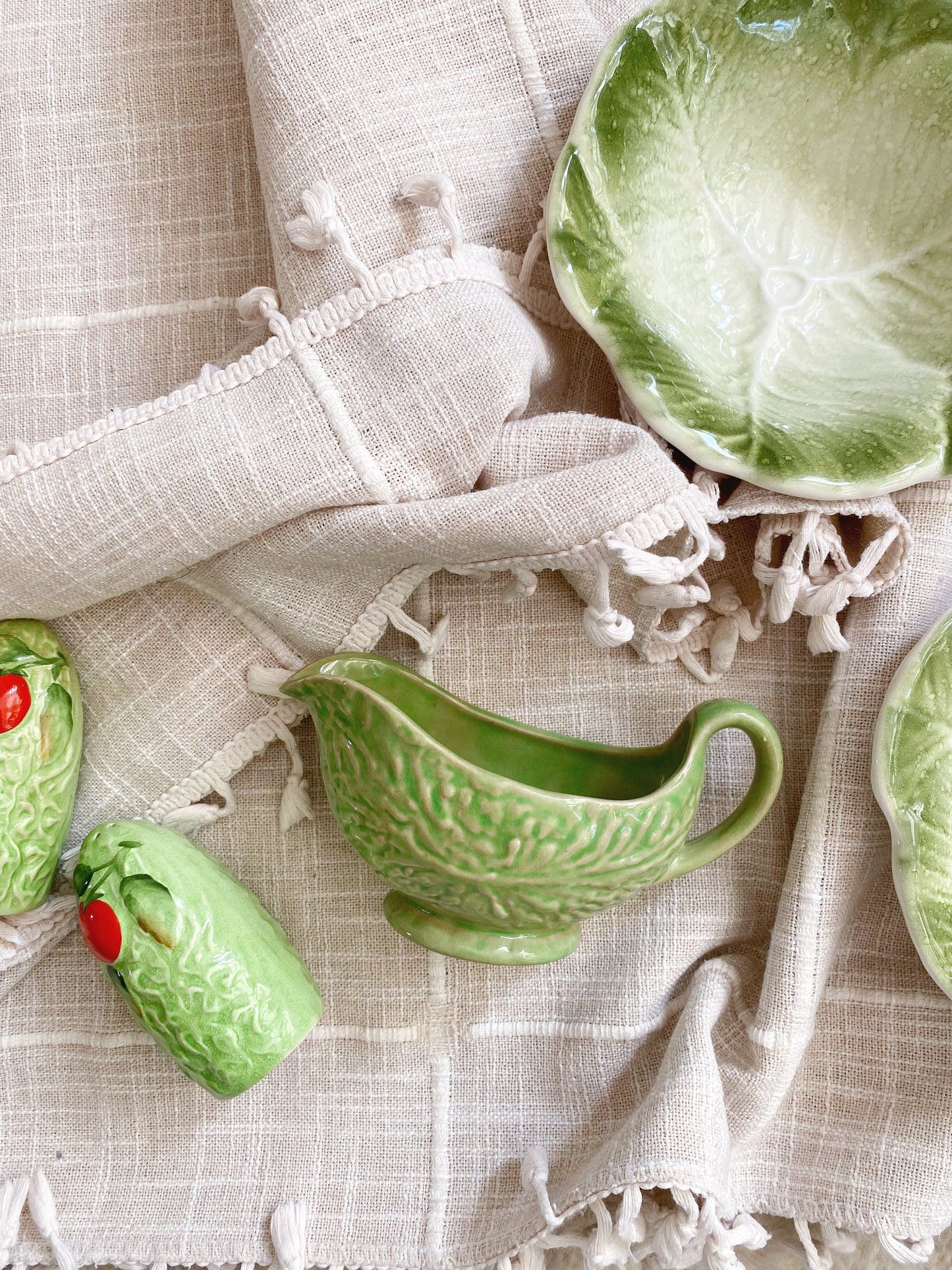 Green Lettuce Mint Sauce | Gravy Boat