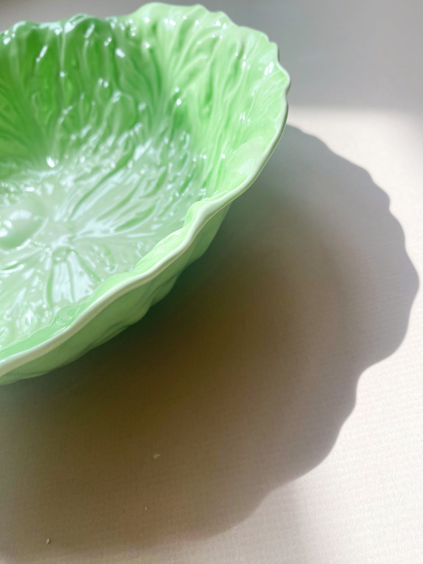 Carlton Ware | Embossed Cabbageware Lettuce & Tomato Large Salad Bowl